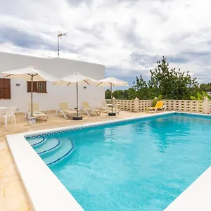 holiday-home-can-pep-jaume-by-interhome.ibizaislandhotels.net/